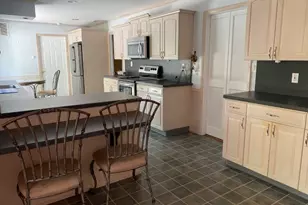 219 Berger St, Franklin Township, NJ 08873 - Photo 9