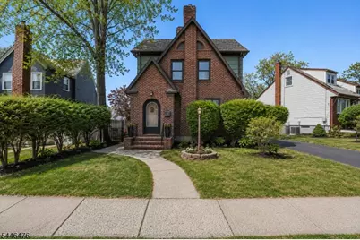 423 E Lincoln Ave, Roselle Park, NJ 07204 - Photo 1