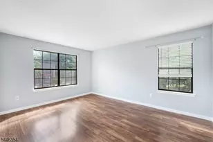 189 Irving Pl, Bernards Township, NJ 07920 - Photo 11
