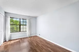 189 Irving Pl, Bernards Township, NJ 07920 - Photo 15