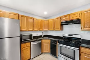 189 Irving Pl, Bernards Township, NJ 07920 - Photo 5