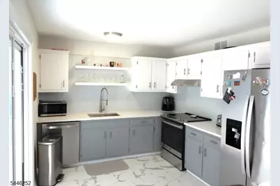 16312 Dell Pl. #312, Stanhope, NJ 07874 - Photo 7