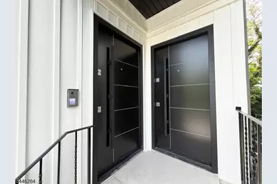 93 Melville Pl, Irvington, NJ 07111 - Photo 3