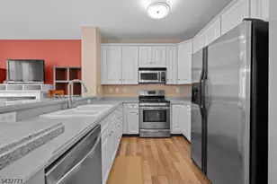 214 Riverwalk Way, Clifton, NJ 07014 - Photo 3