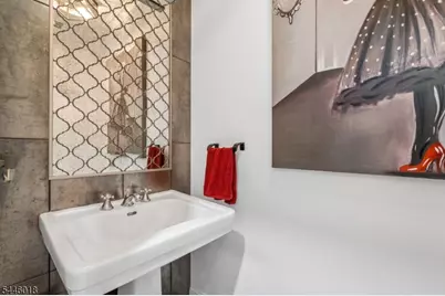27 Brookside Ter, Clark Township, NJ 07066 - Photo 17