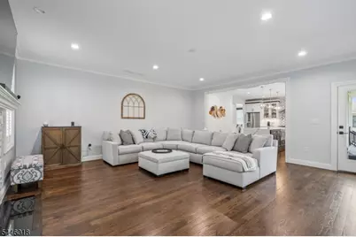 27 Brookside Ter, Clark Township, NJ 07066 - Photo 15