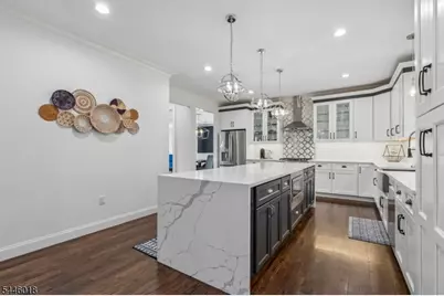 27 Brookside Ter, Clark Township, NJ 07066 - Photo 13