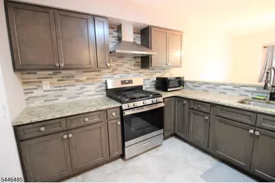 83 Winchester Way, Franklin Township, NJ 08873 - Photo 7