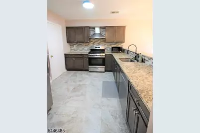 83 Winchester Way, Franklin Township, NJ 08873 - Photo 5