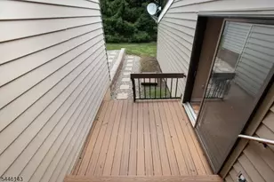 81 Overlook Dr, Union Township, NJ 08809 - Photo 25