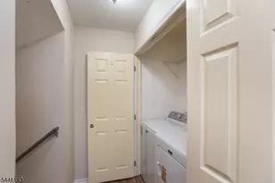 81 Overlook Dr, Union Township, NJ 08809 - Photo 11