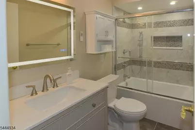 308 Federal Hill Rd #308, Pompton Lakes, NJ 07442 - Photo 9