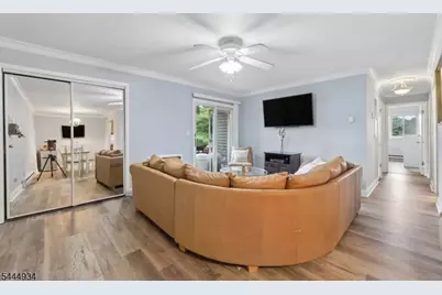 308 Federal Hill Rd #308, Pompton Lakes, NJ 07442 - Photo 3