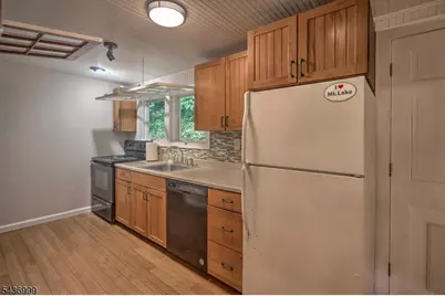 114 Lakeside Dr, Liberty Township, NJ 07823 - Photo 9