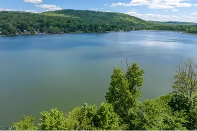 114 Lakeside Dr, Liberty Township, NJ 07823 - Photo 23