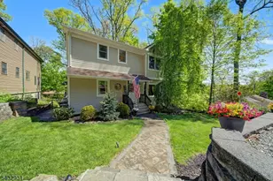 10 South Pkwy, Jefferson Township, NJ 07885 - Photo 5