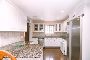 6 Whispering Way W, Berkeley Heights Township, NJ 07922 - Photo 15