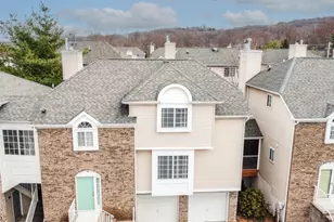 6 Whispering Way W, Berkeley Heights Township, NJ 07922 - Photo 9