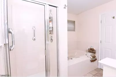 6 Whispering Way W, Berkeley Heights Township, NJ 07922 - Photo 23
