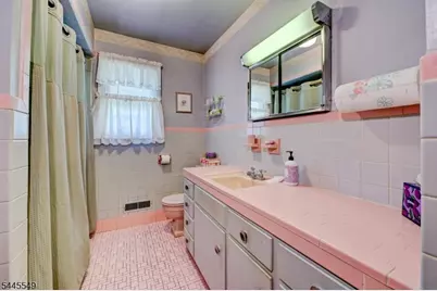 176 Pompton Rd, Haledon, NJ 07508 - Photo 23