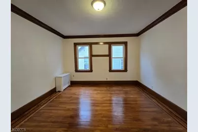 27 Cleveland Ave, Newark, NJ 07106 - Photo 11
