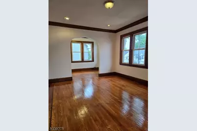 27 Cleveland Ave, Newark, NJ 07106 - Photo 7