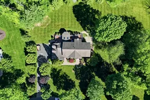 13 Hunters Trail, Chester, NJ 07930 - Photo 5