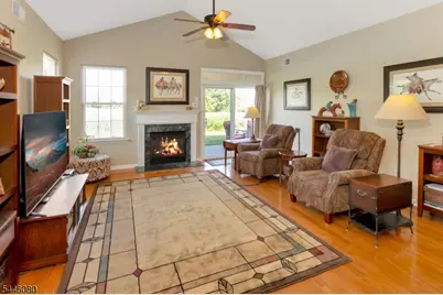 46 Kensington Cir, White Township, NJ 07823 - Photo 17