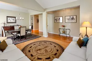 46 Kensington Cir, White Township, NJ 07823 - Photo 7