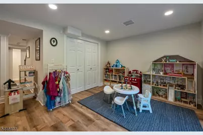 131 S Highwood Ave, Glen Rock, NJ 07452 - Photo 33