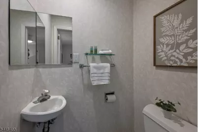 131 S Highwood Ave, Glen Rock, NJ 07452 - Photo 25