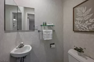 131 S Highwood Ave, Glen Rock, NJ 07452 - Photo 25