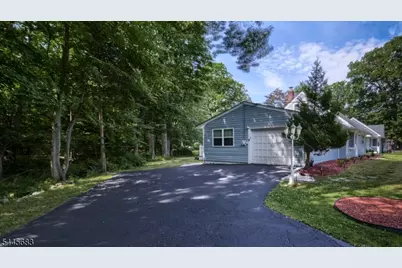 28 Ferndale Rd, Wayne, NJ 07470 - Photo 3
