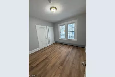 32 Fabyan Pl, Newark, NJ 07108 - Photo 9
