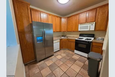 77 Limerick Ln, Lopatcong Township, NJ 08865 - Photo 5