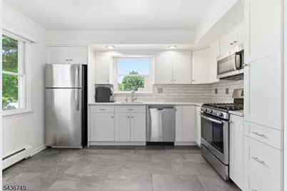 162 Washington St, Berkeley Heights Township, NJ 07922 - Photo 17