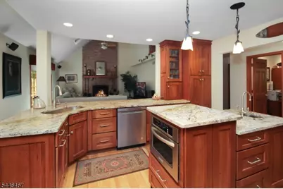 7 Janice Dr, Mount Olive, NJ 07840 - Photo 5