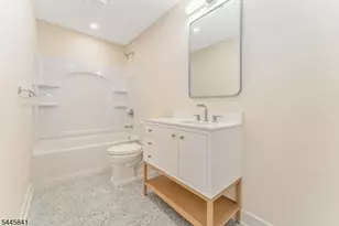 1004 Valerie Pl, Greenwich Township, NJ 08886 - Photo 37
