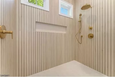 1004 Valerie Pl, Greenwich Township, NJ 08886 - Photo 25