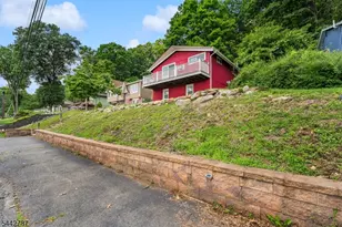 106 Seneca Lake Rd, Sparta Township, NJ 07871 - Photo 23