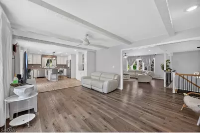14 Meadow Ln, Vernon Twp., NJ 07462 - Photo 11