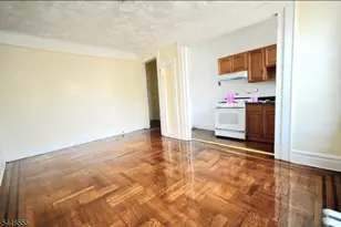 161 Augusta St, Irvington, NJ 07111 - Photo 1