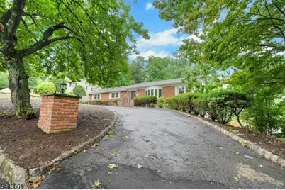 26 Alpine Dr, Wayne, NJ 07470 - Photo 3