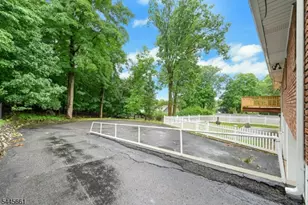 26 Alpine Dr, Wayne, NJ 07470 - Photo 43