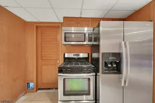 26 Alpine Dr, Wayne, NJ 07470 - Photo 39