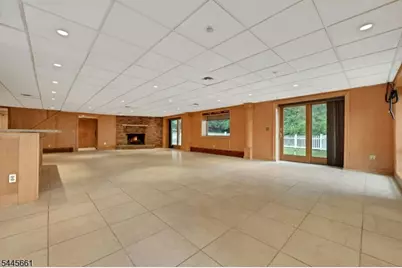 26 Alpine Dr, Wayne, NJ 07470 - Photo 33