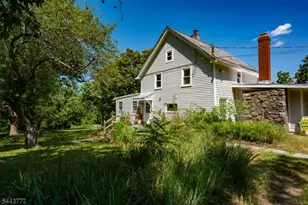 397 Berkshire Valley Rd, Jefferson Township, NJ 07885 - Photo 3