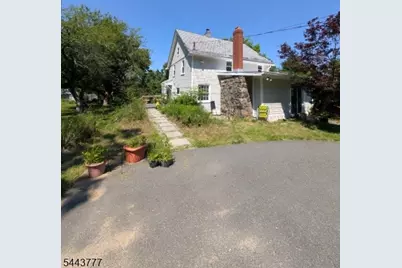 397 Berkshire Valley Rd, Jefferson Township, NJ 07885 - Photo 1