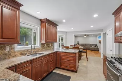 45 Fells Rd, Verona, NJ 07044 - Photo 13