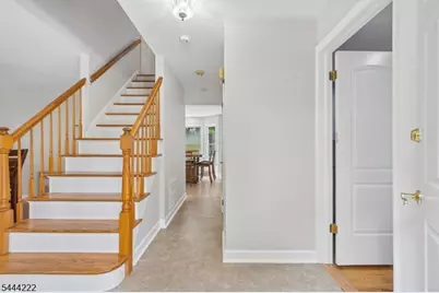 45 Fells Rd, Verona, NJ 07044 - Photo 7